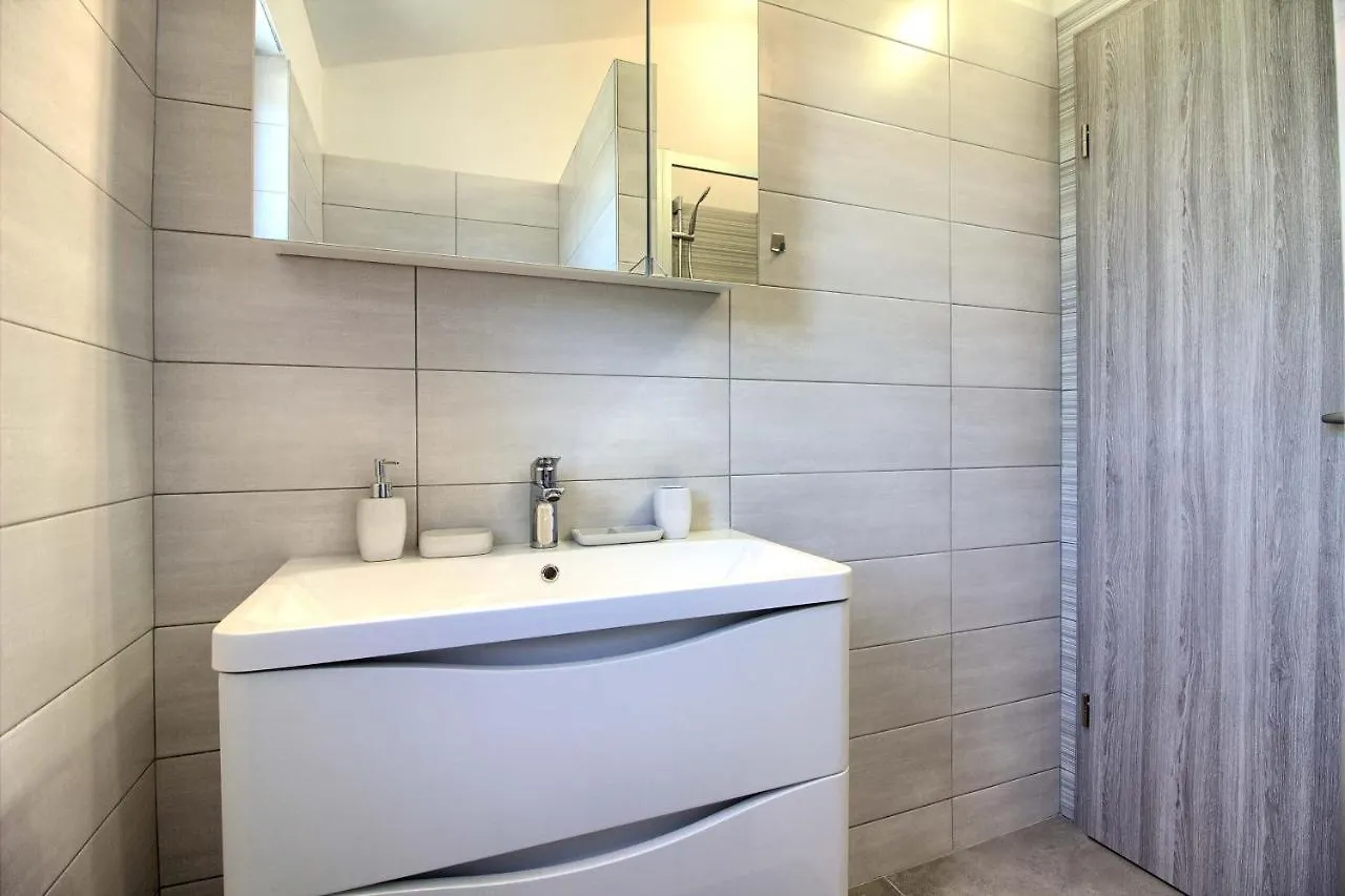 Charming Villa Sissano With Private Pool Near Pula Šišan